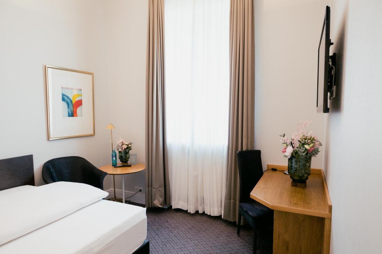 Standard Single Room