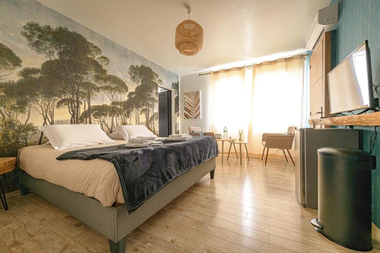 King Room