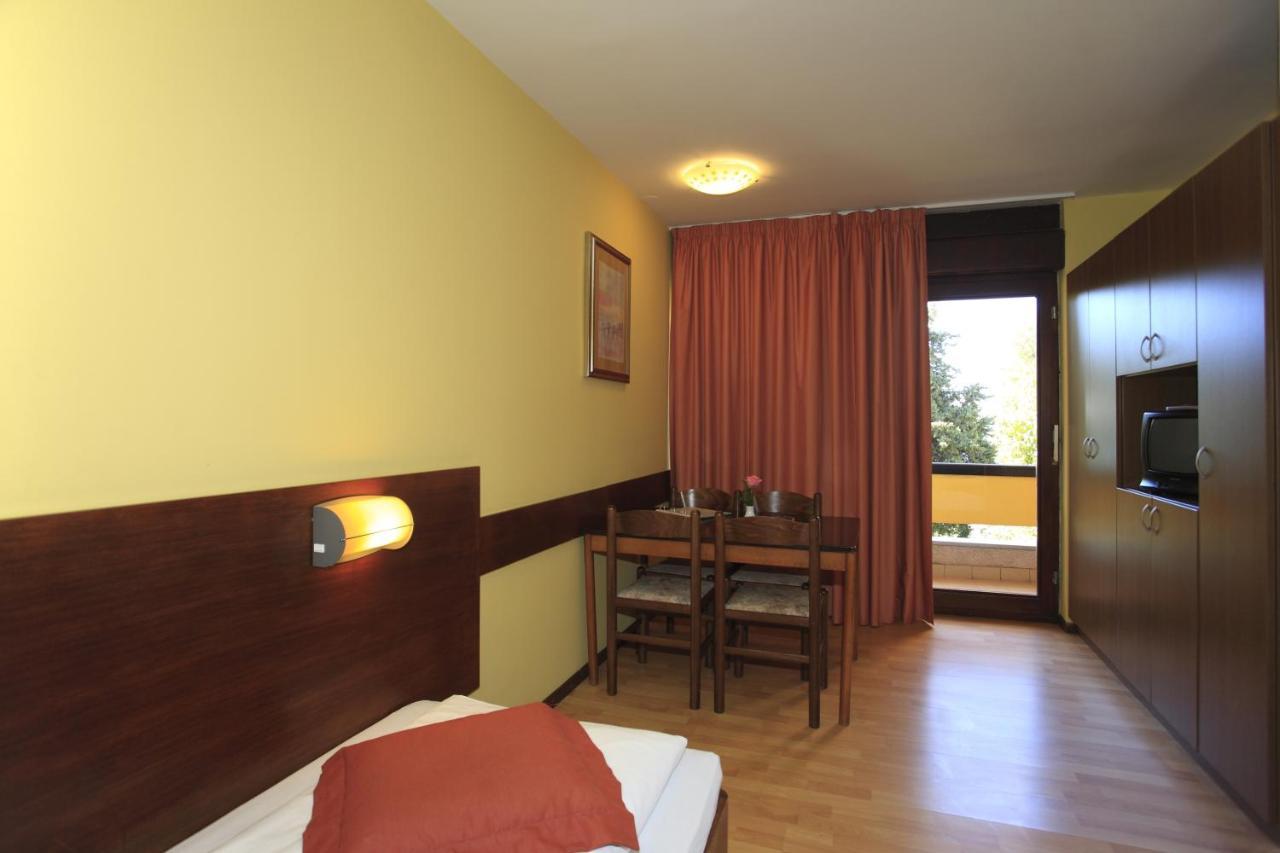 Economy Single Room