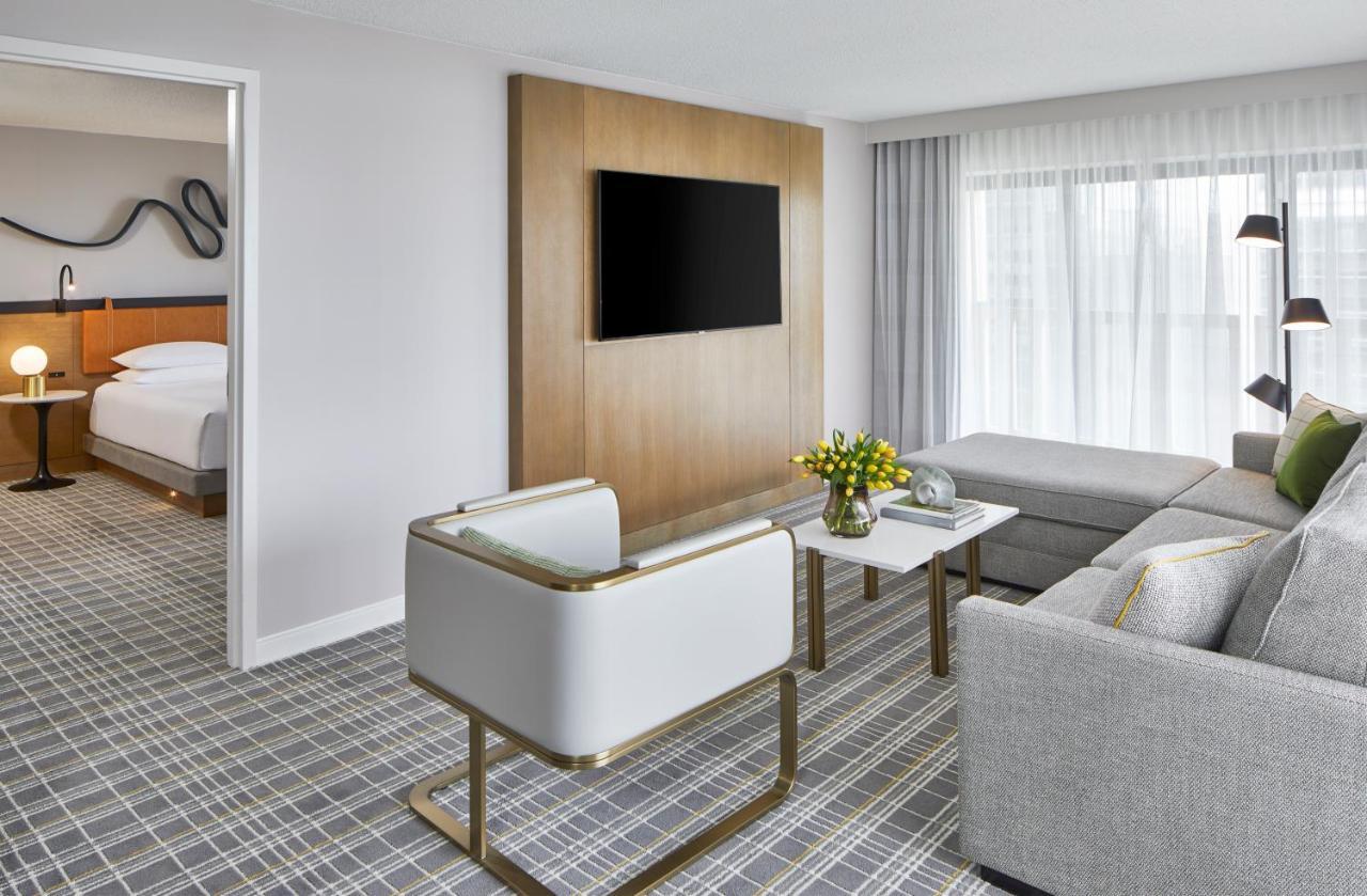 Executive Suite with Balcony,1231411856:JPEG