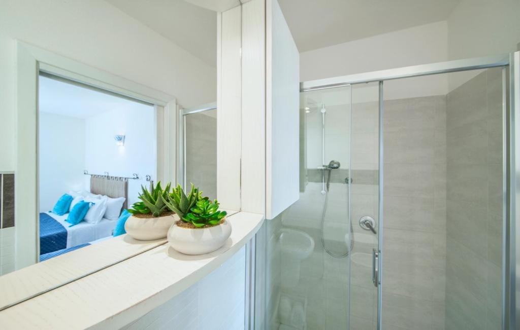 Triple Room Private Bathroom