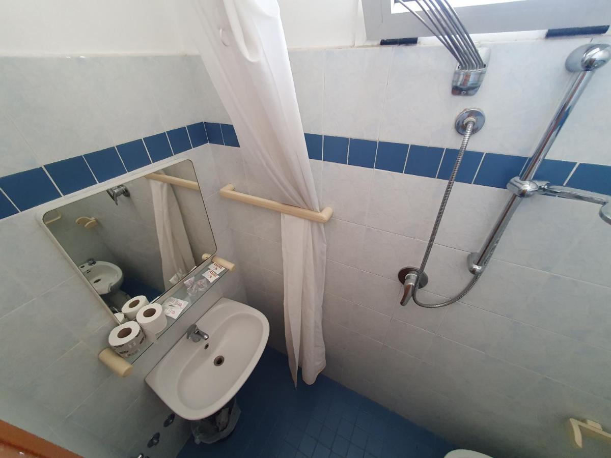 Basic Double or Twin Room