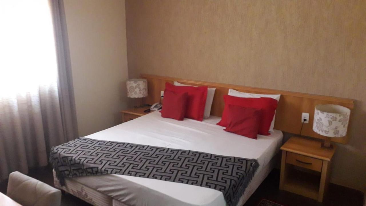 Suíte com Cama King-size