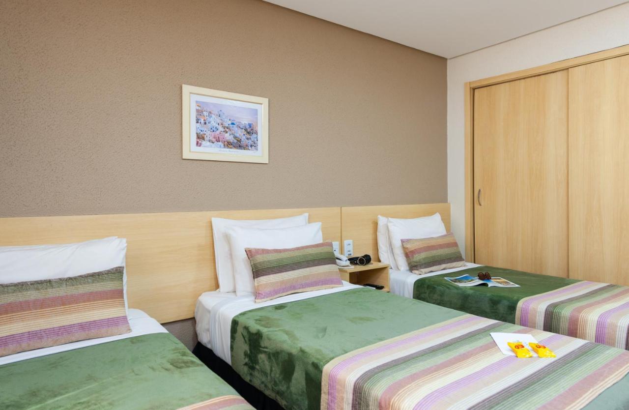 Master Triple Room 3 Single Bed