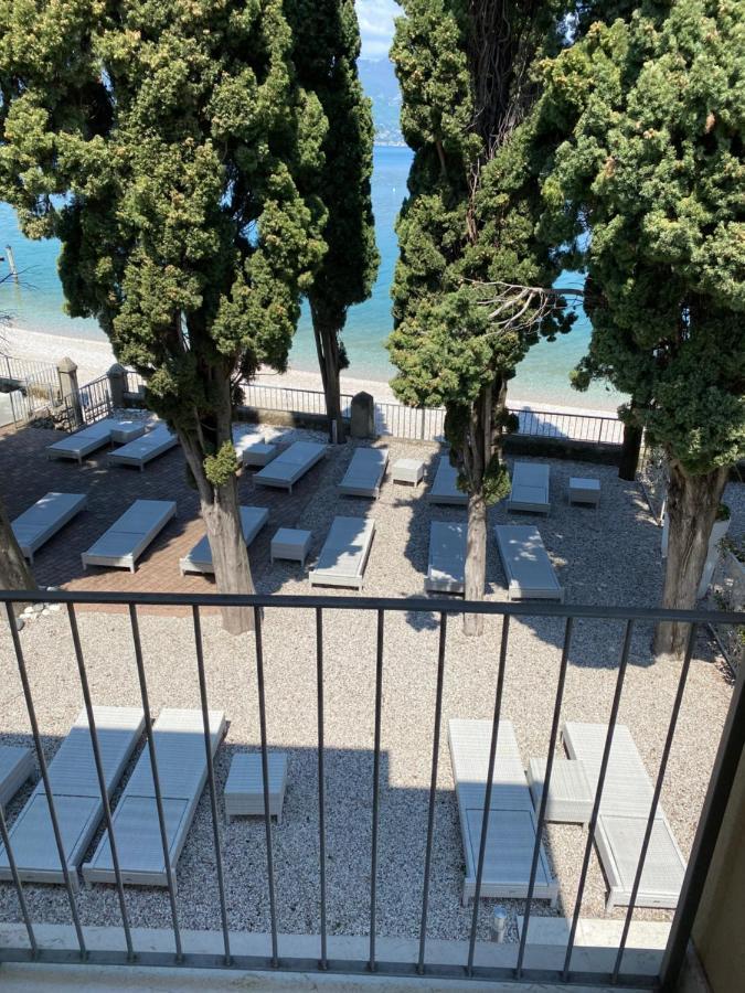 Double Room Balcony Lake View