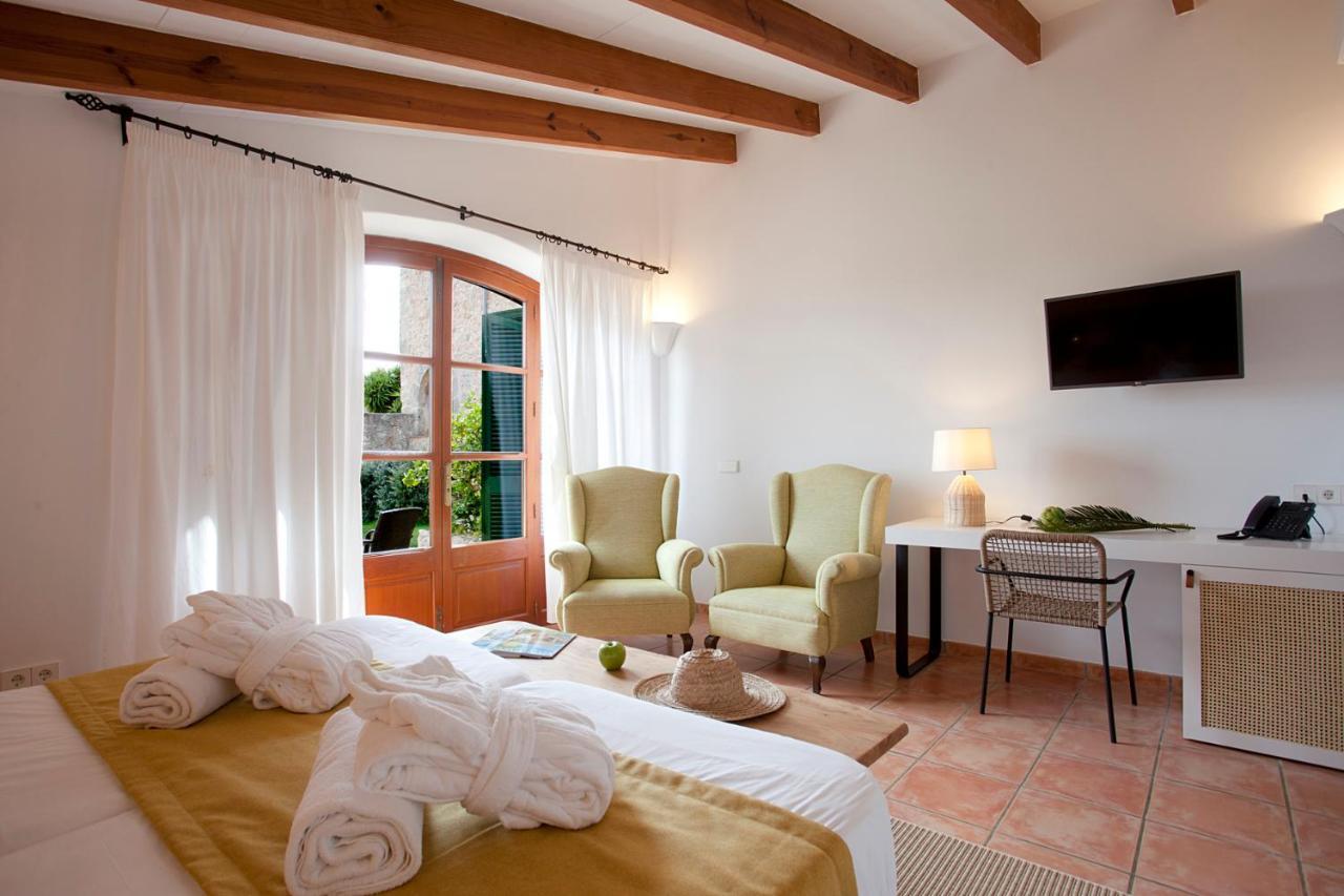 Deluxe Double Room Balcony