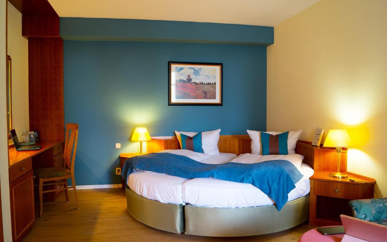 Supeior Double Room Round Bed