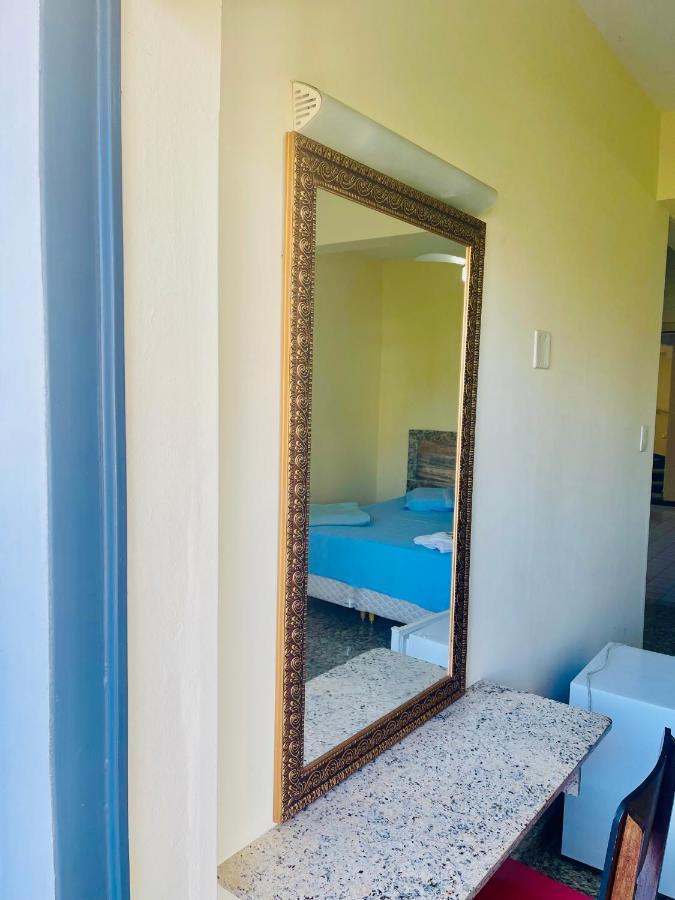 Quarto Individual com Banheiro Privativo