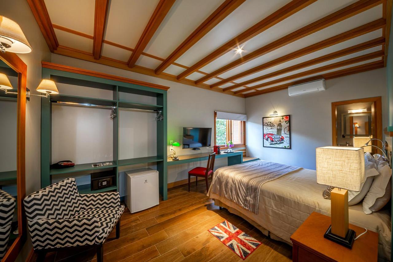 Superior Queen Room