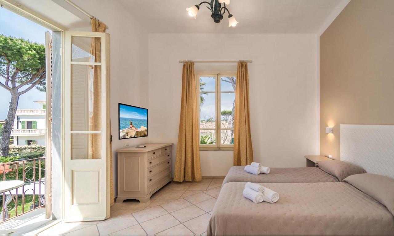 Double or Twin Room Balcony