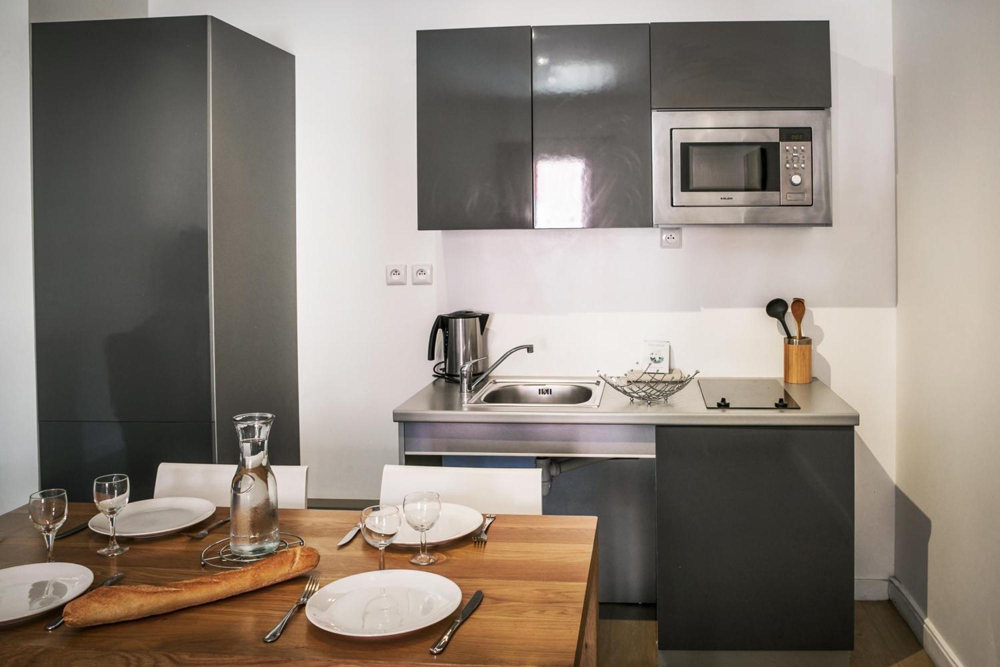 One Bedroom Apartment