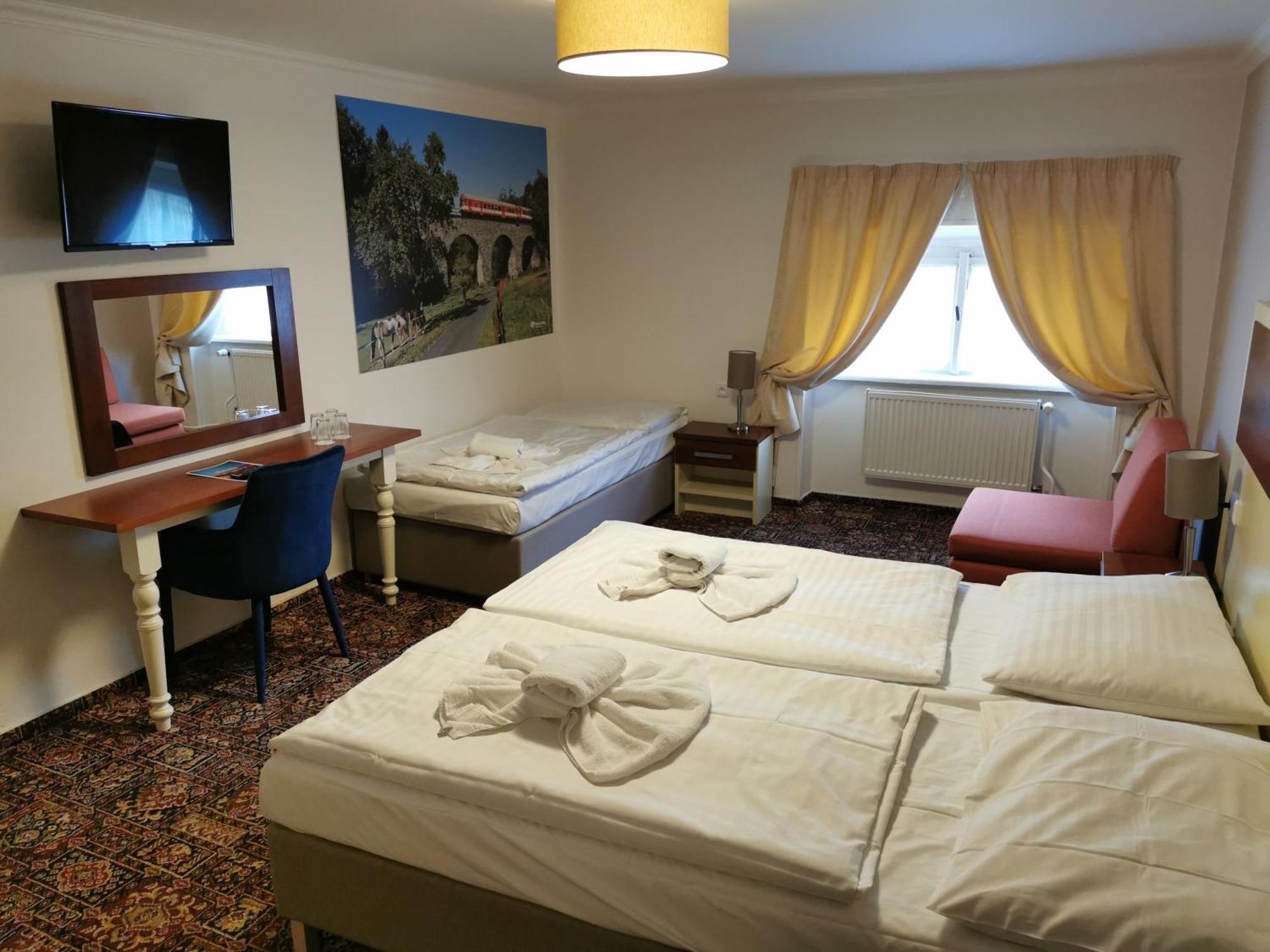 Triple Room