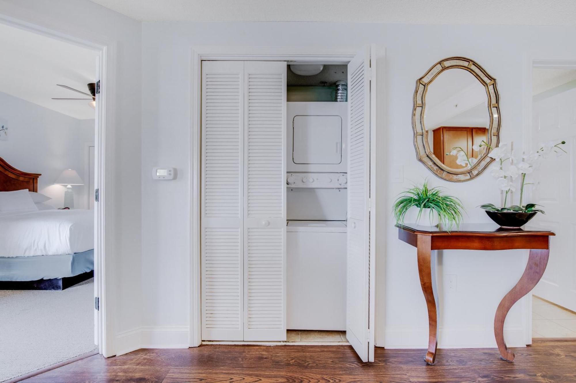 Two-Bedroom Suite Partial Sea View