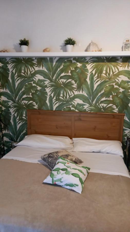 Double Room Private External Bathroom
