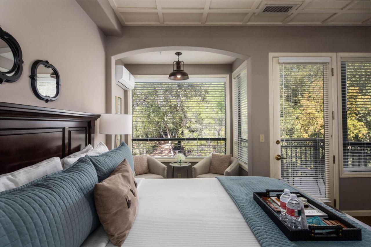 Queen Room Balcony
