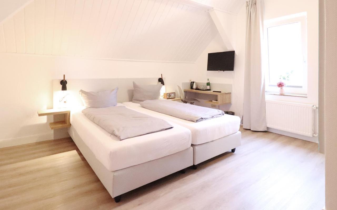 Double Room,1237289950:JPEG