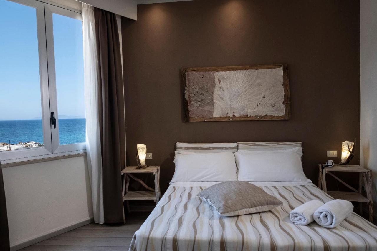Deluxe Double or Twin Room Balcony Sea View