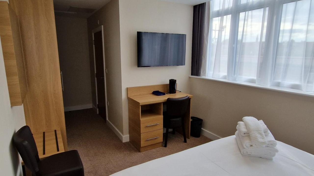 Quarto Standard com Cama King-size - Não Fumantes