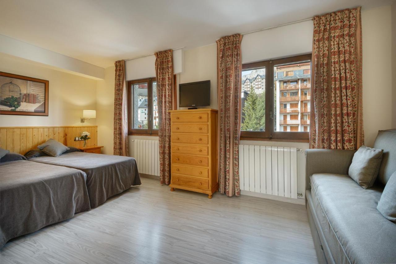 Double Room Two Extra beds