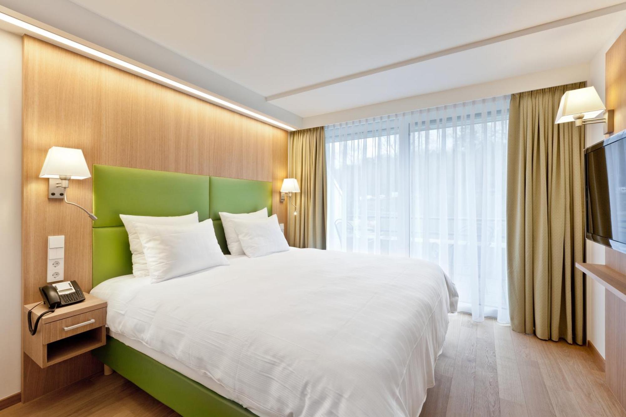Double Room Wellness & Fitness Access