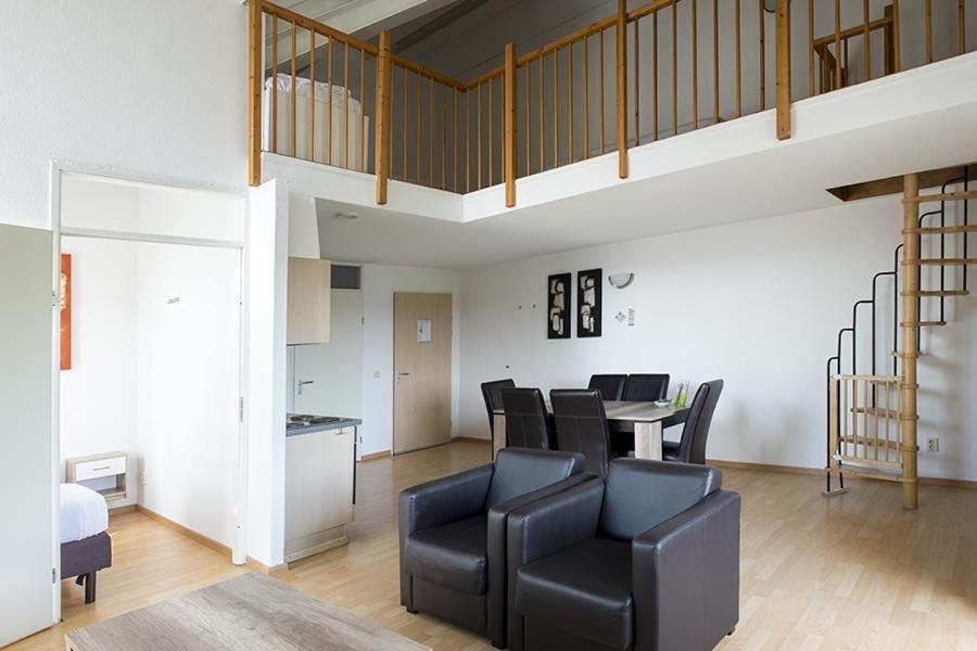 Superior Family Room