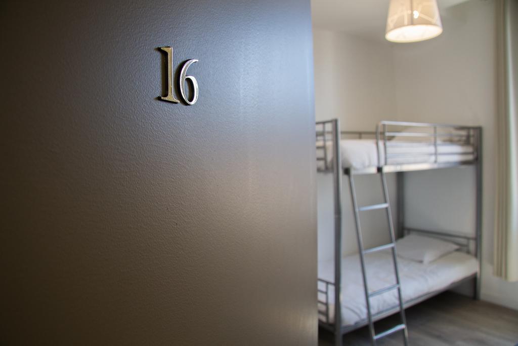Quadruple Room,701623552:JPEG