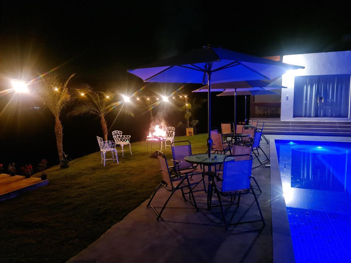 Queen Suite Pool View