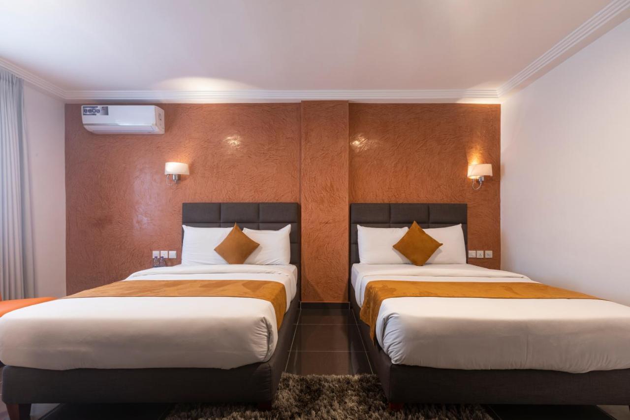 Standard Twin Room