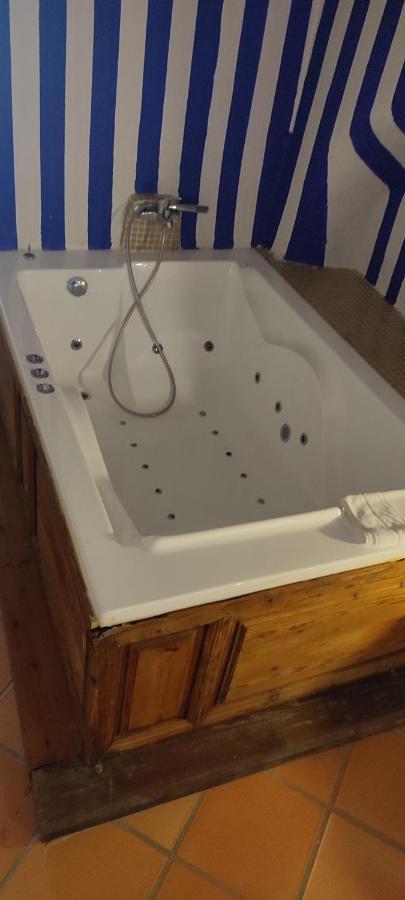 Superior Cave Hot tub