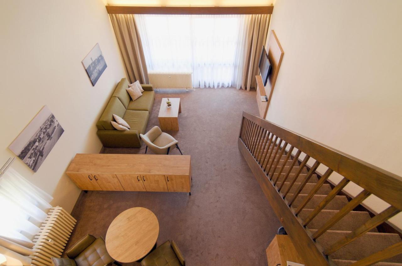 Duplex Suite