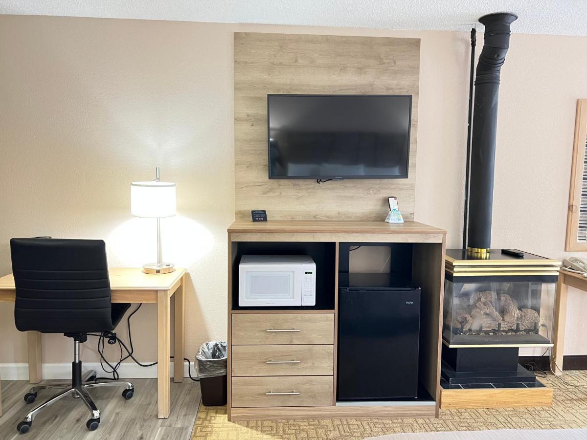 Executive King Suite