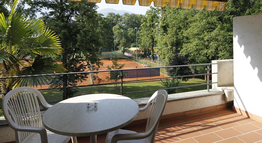 Standard Doppel-/Zweibettzimmer mit Balkon