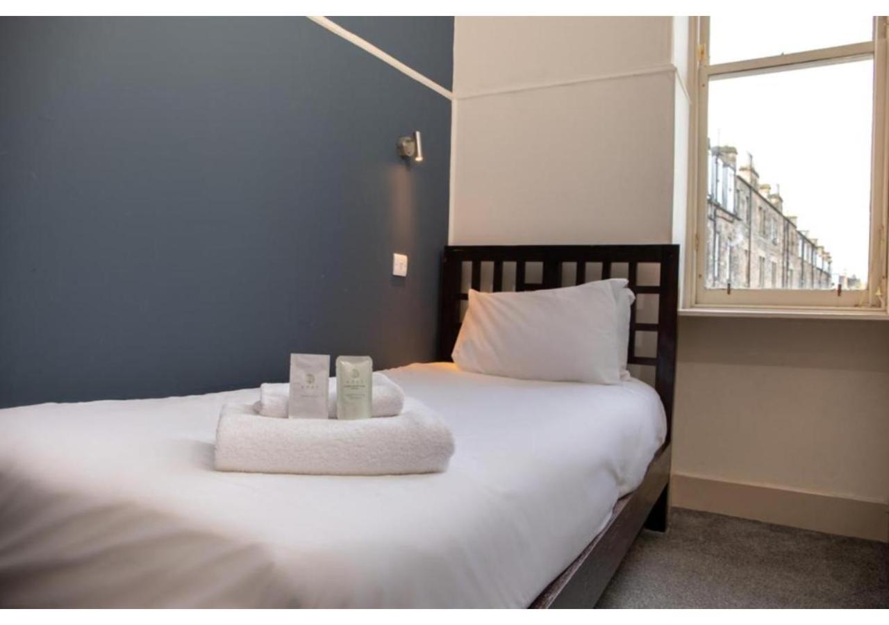 Single Room,1172075898:JPEG