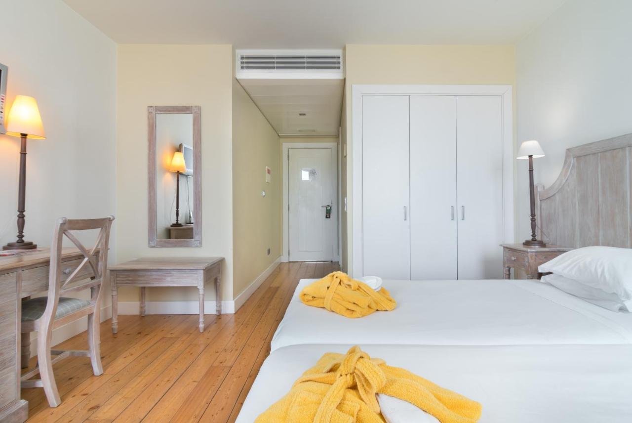 Twin Room Land View