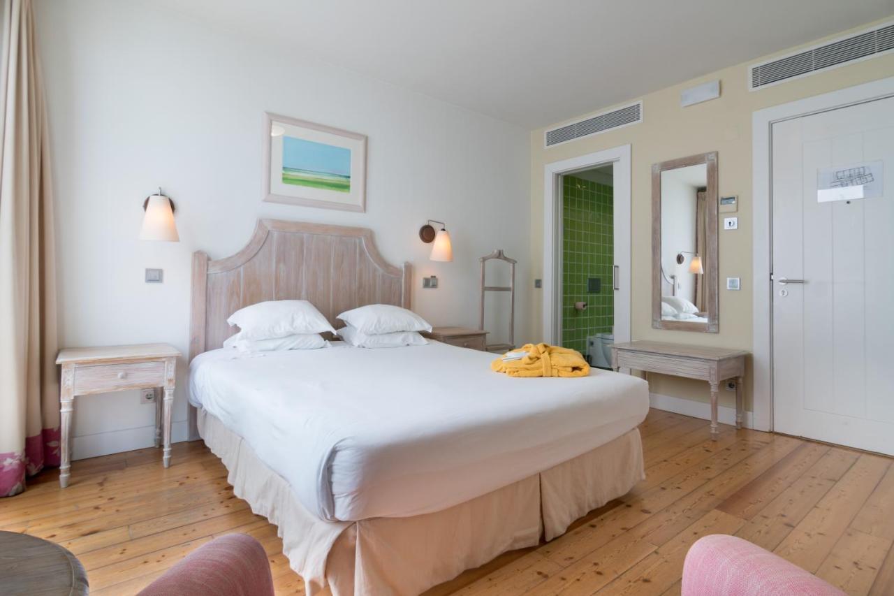 Double or Twin Room Land View