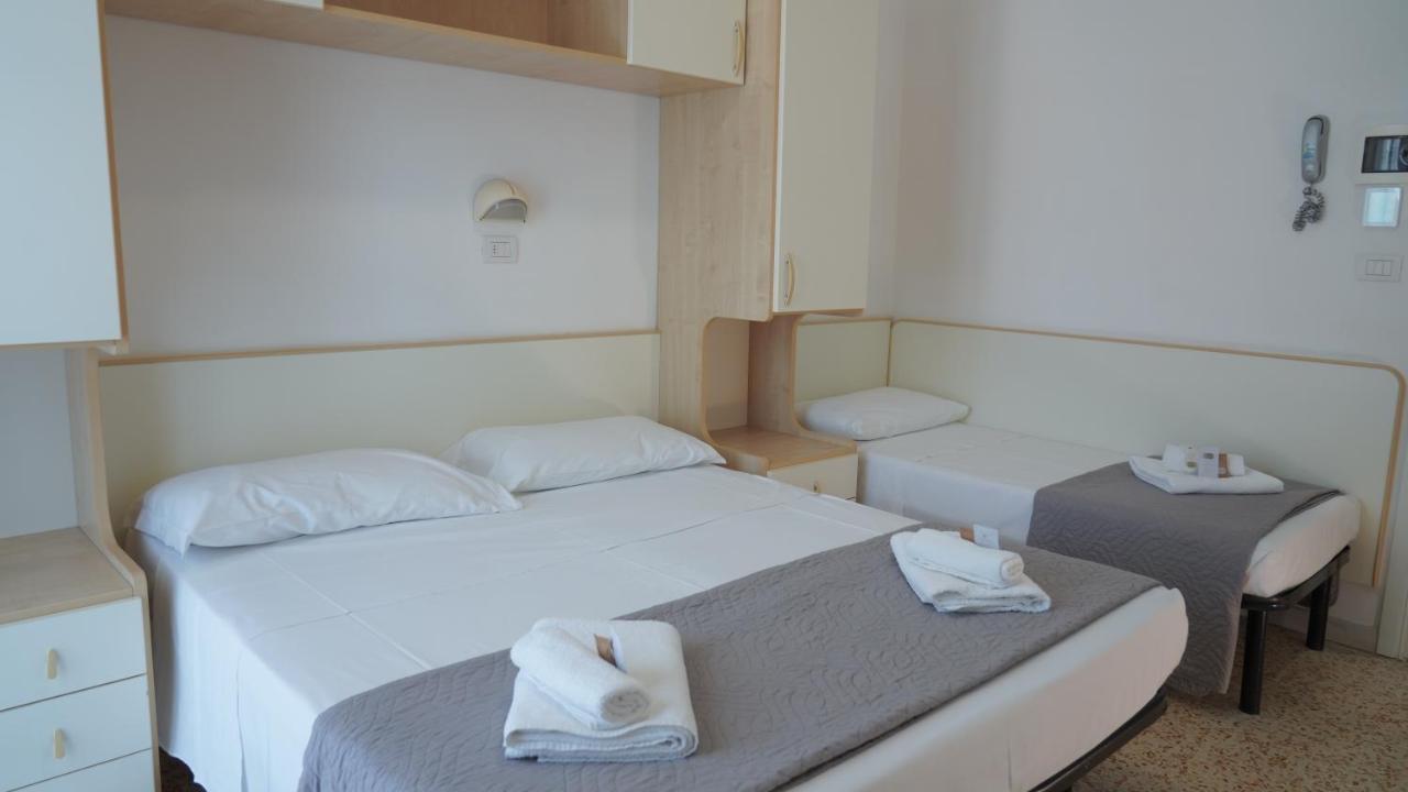 Triple Room Balcony