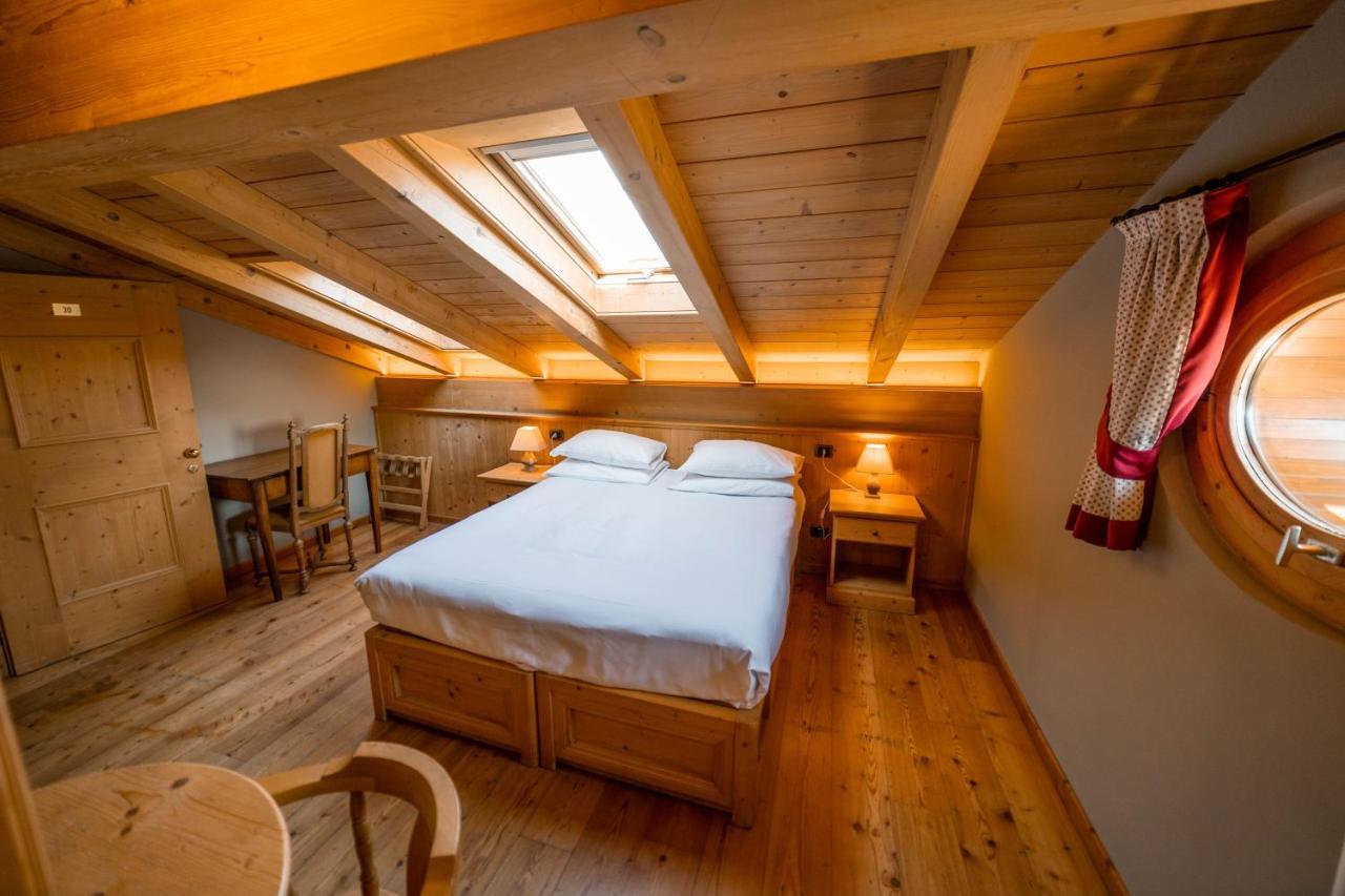 Double or Twin Room Attic