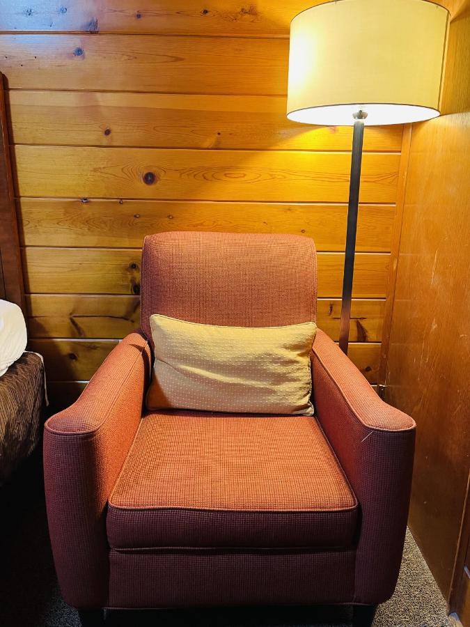 Small King Room