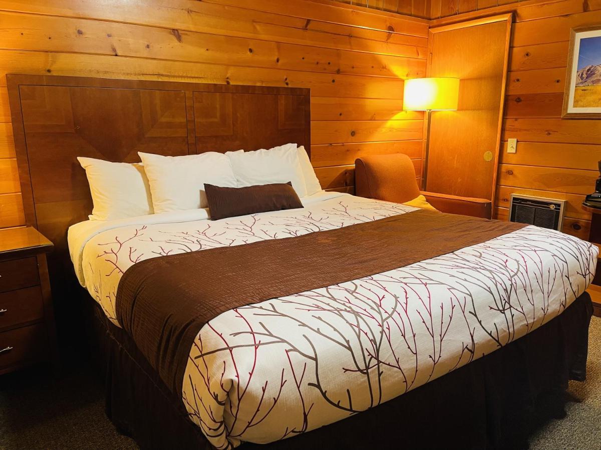 Small King Room