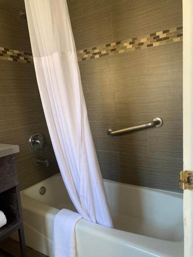 Deluxe Queen Room Two Queen Beds