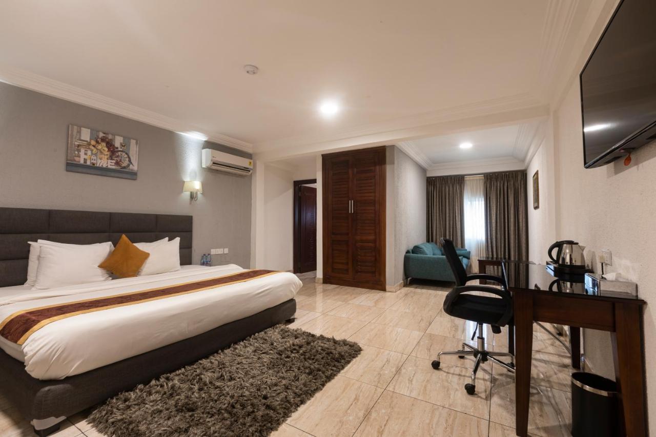 Executive Suite