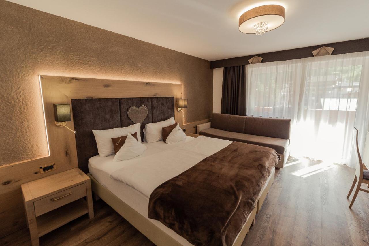 Standard Double or Twin Room Balcony