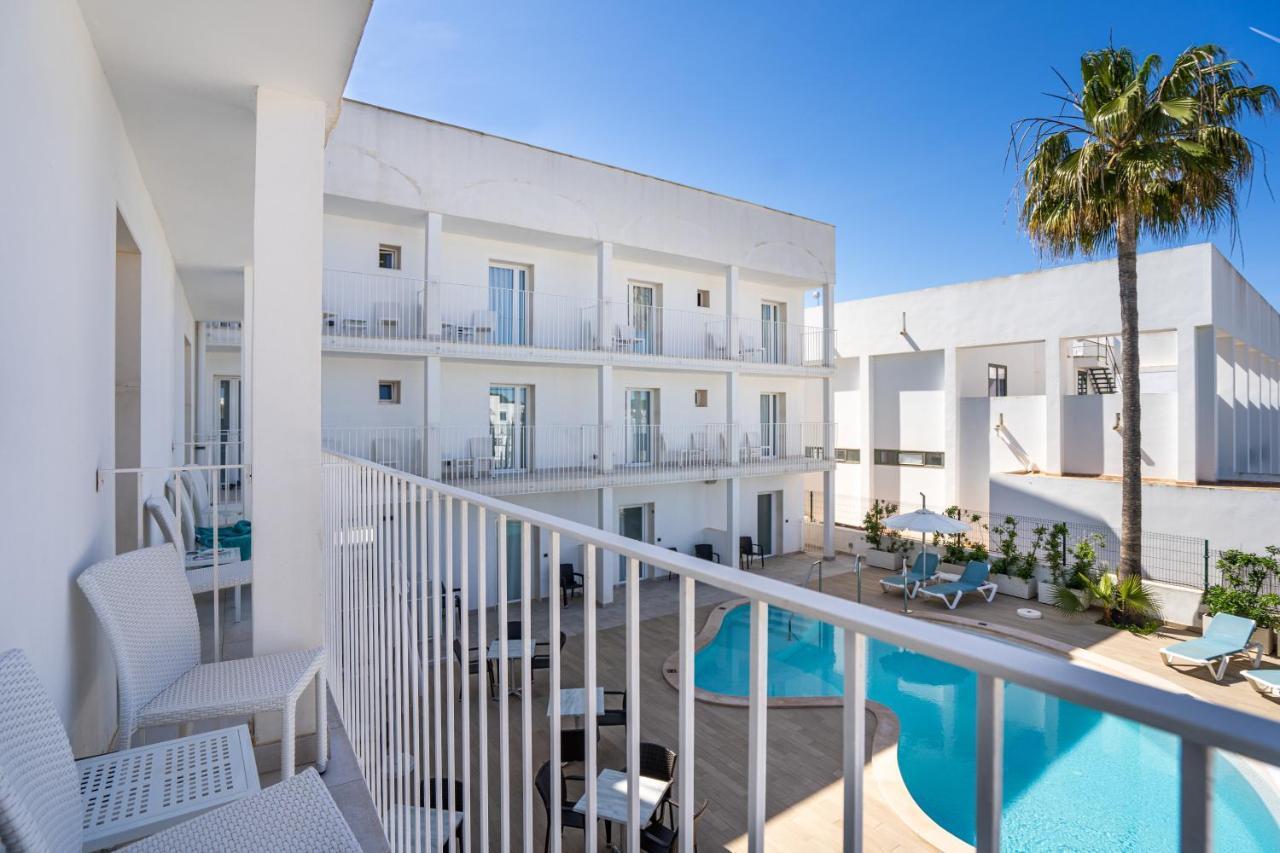 Double Room Pool View