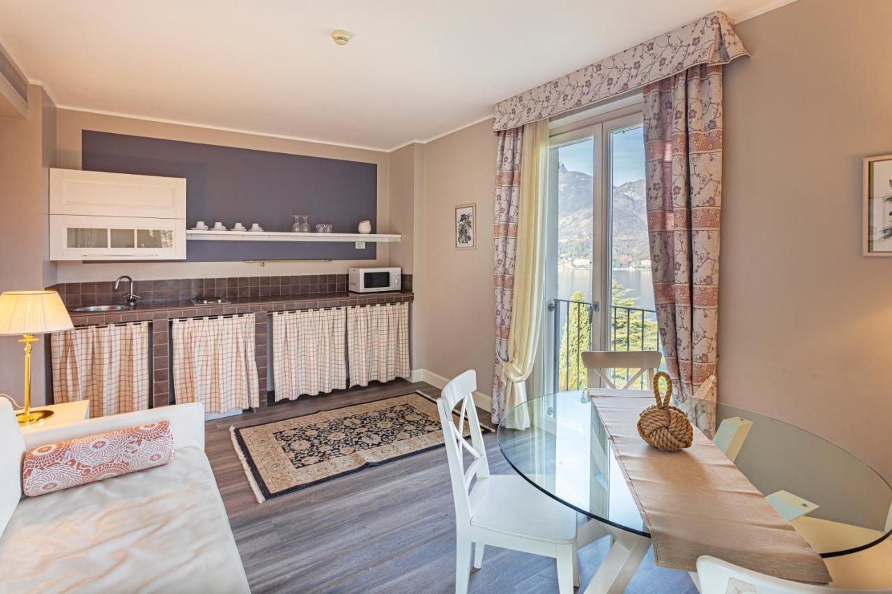 One-Bedroom Apartment Lake View