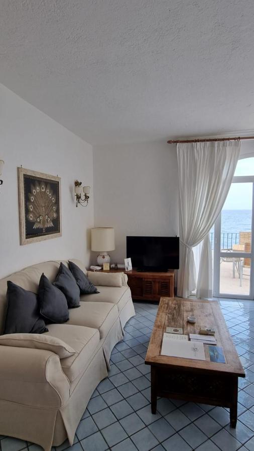 King Suite Sea View