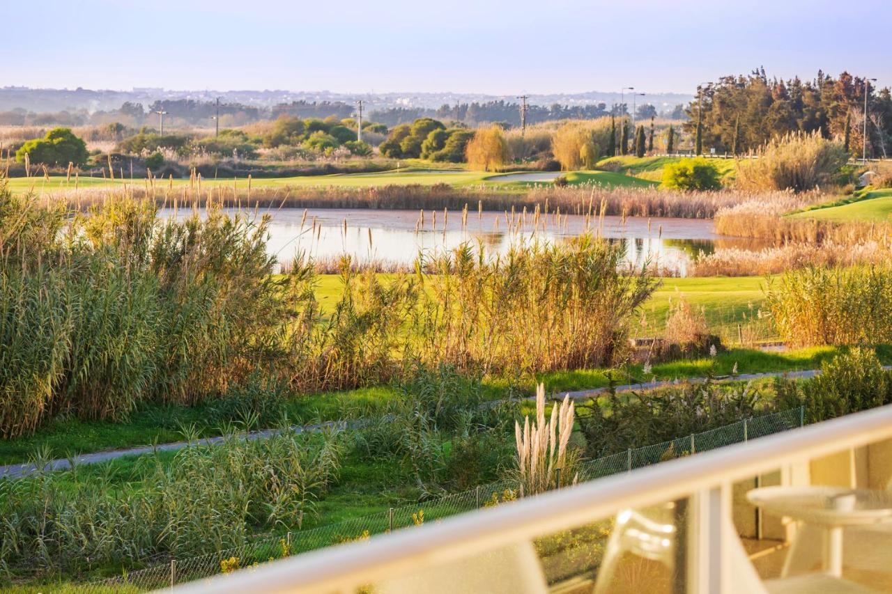 Two-Bedroom Apartment Golf View