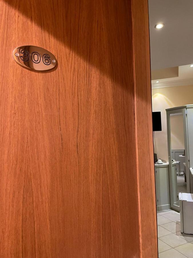 Superior Deluxe Double or Twin Room