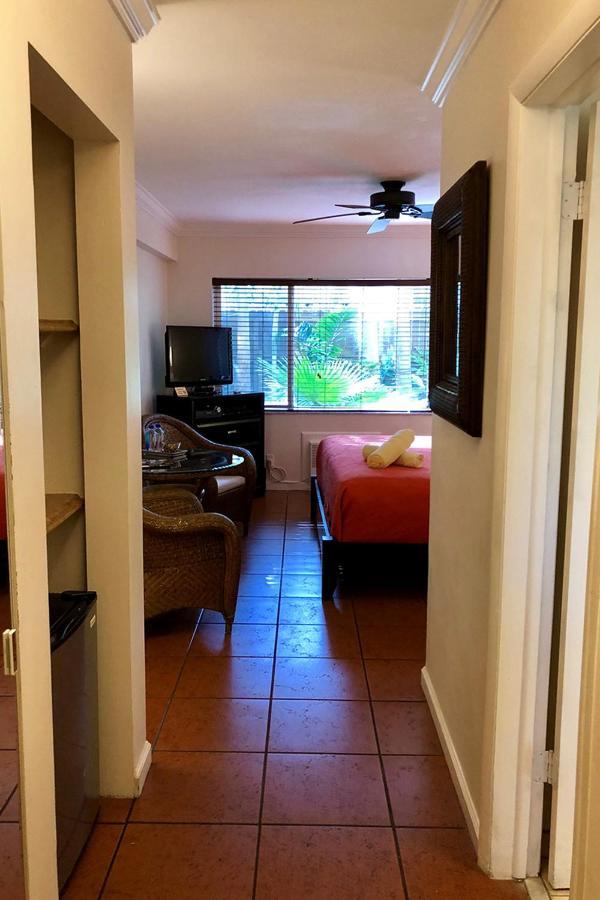 Studio with Garden View