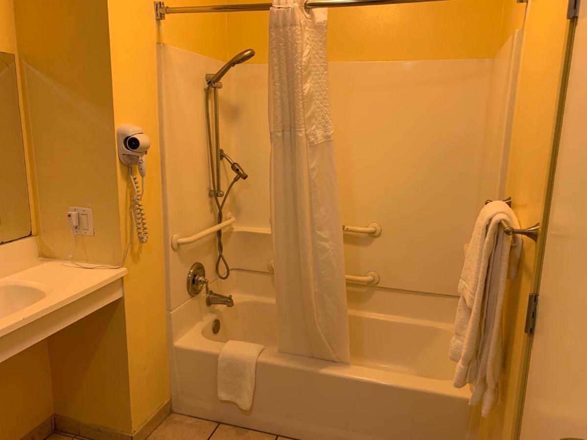 Queen Room Disability Access