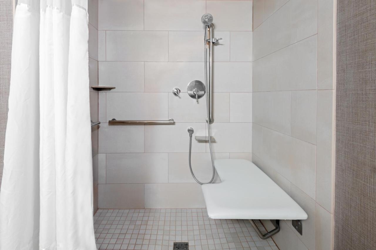 King Room Disability Access